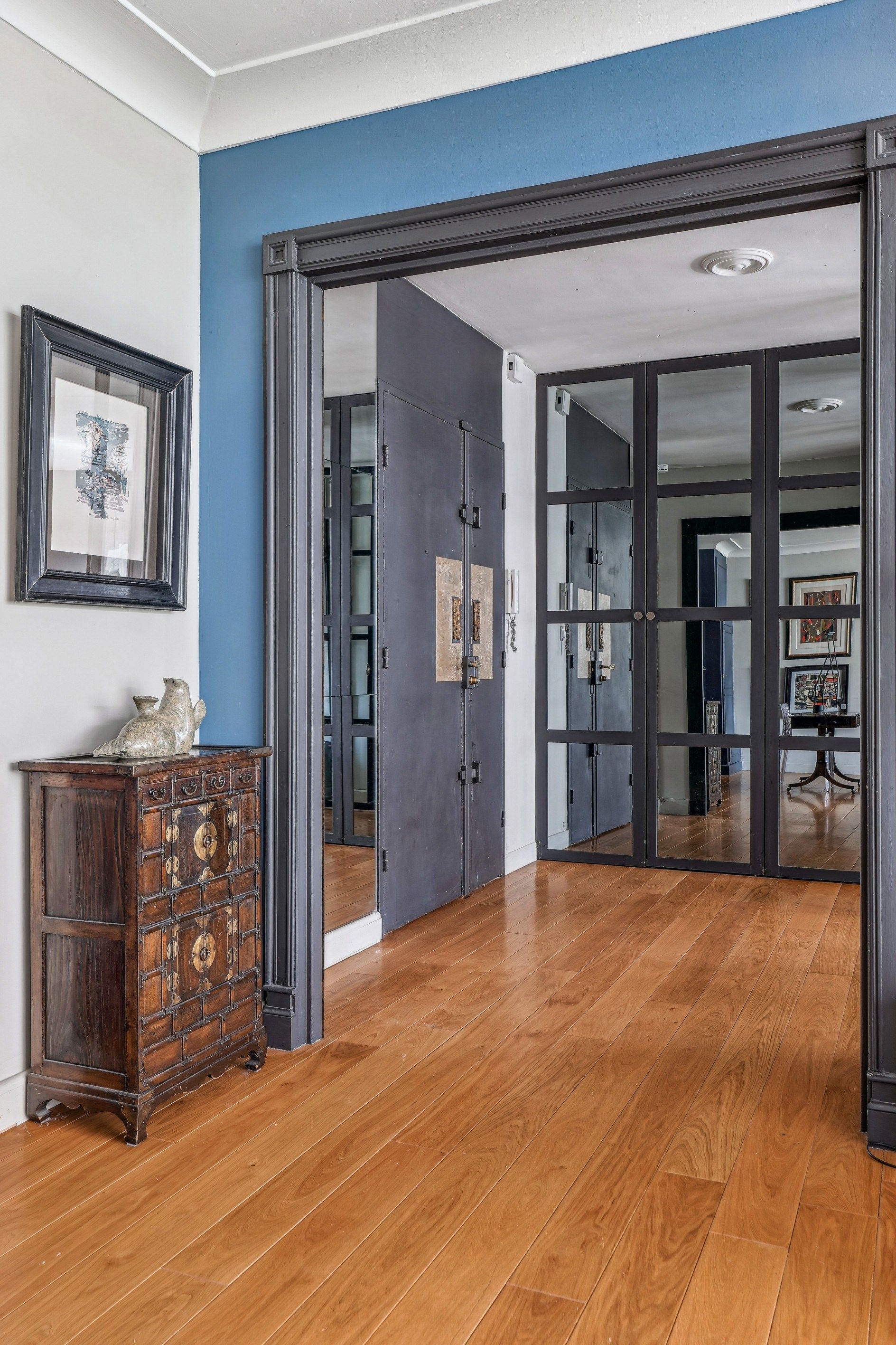 luxury apartment 4 Rooms for sale on PARIS (75016)