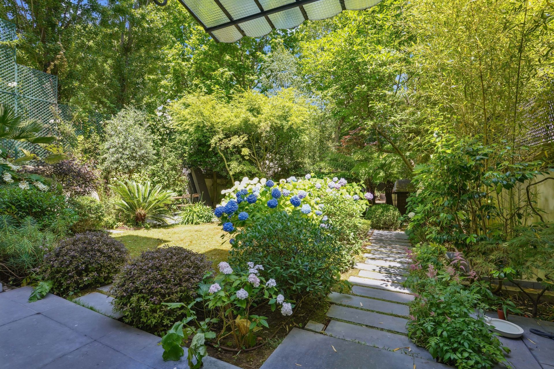 luxury house 10 Rooms for sale on NEUILLY SUR SEINE (92200)