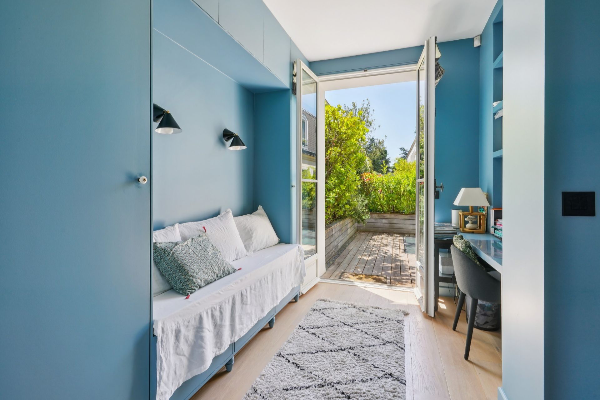 luxury house 10 Rooms for sale on NEUILLY SUR SEINE (92200)