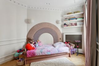 luxury apartment 4 Rooms for sale on NEUILLY SUR SEINE (92200)