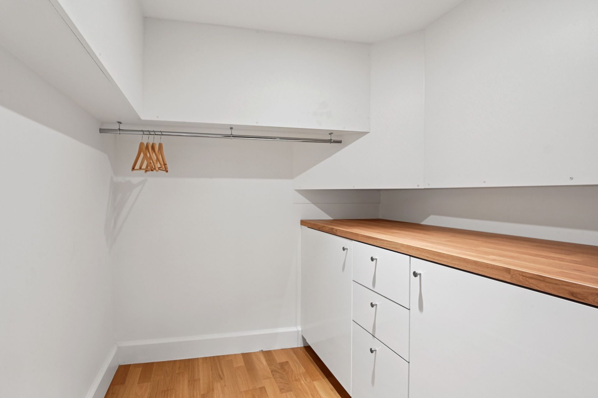 luxury apartment 2 Rooms for sale on PARIS (75016)