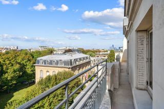luxury apartment 6 Rooms for sale on PARIS (75016)