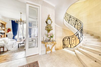 Vente Maison de luxe Neuilly-sur-Seine 9 Pièces 392 m²