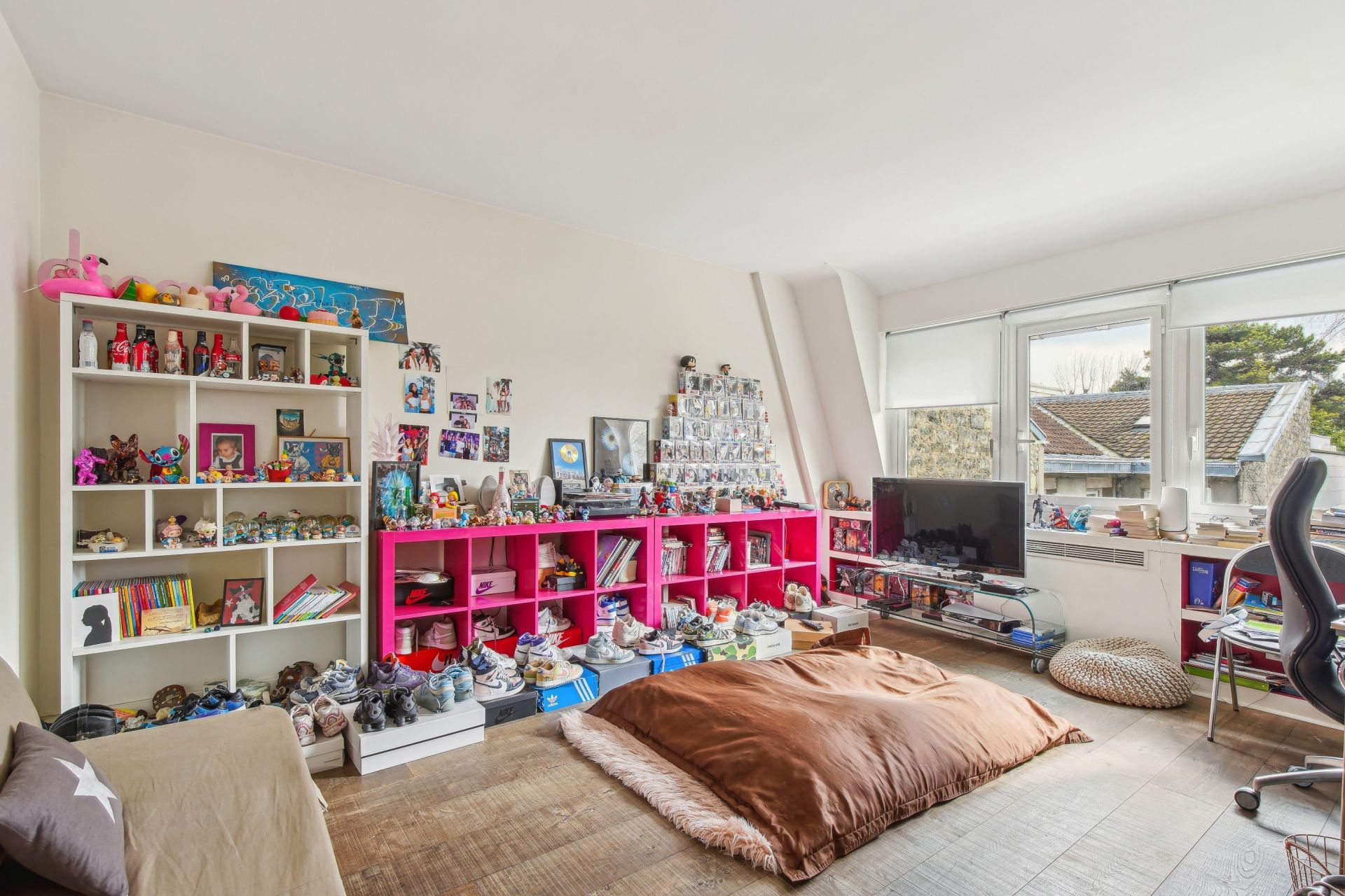 luxury house 10 Rooms for sale on NEUILLY SUR SEINE (92200)