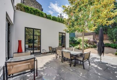 Vente Maison de luxe Neuilly-sur-Seine 10&nbsp;Pièces 535&nbsp;m²