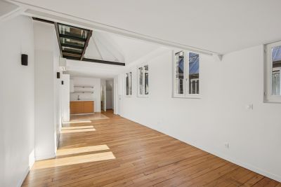 Sale Luxury apartment Paris 7 3 Rooms 70.56 m²