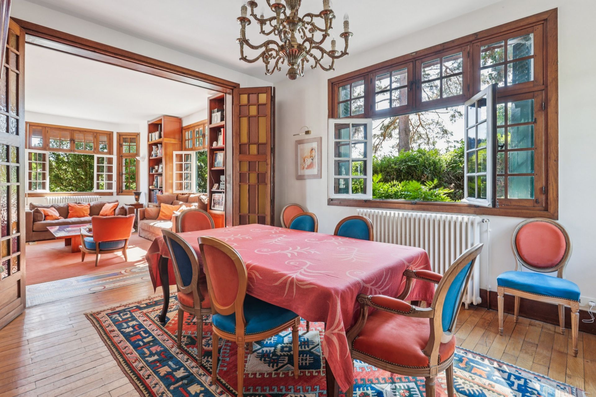 luxury house 10 Rooms for sale on LA CELLE ST CLOUD (78170)