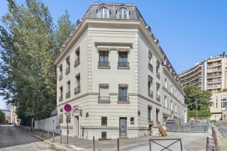 hôtel particulier 15 Pièces en vente sur PARIS (75016)