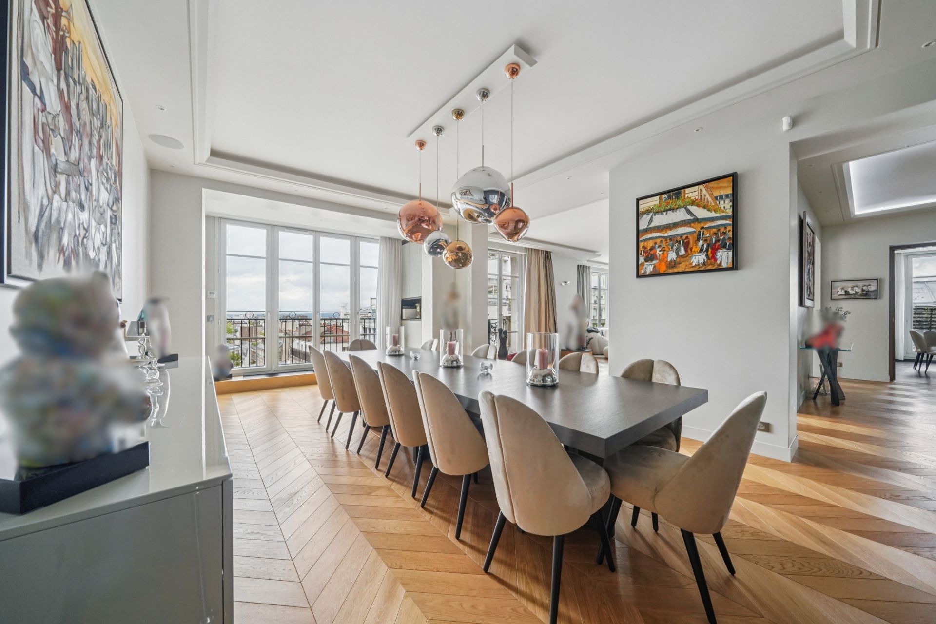 luxury apartment 7 Rooms for sale on PARIS (75116)