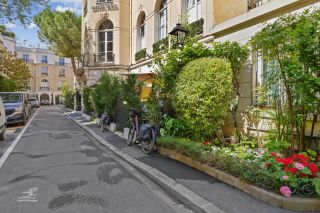 hôtel particulier 13 Pièces en vente sur PARIS (75016)