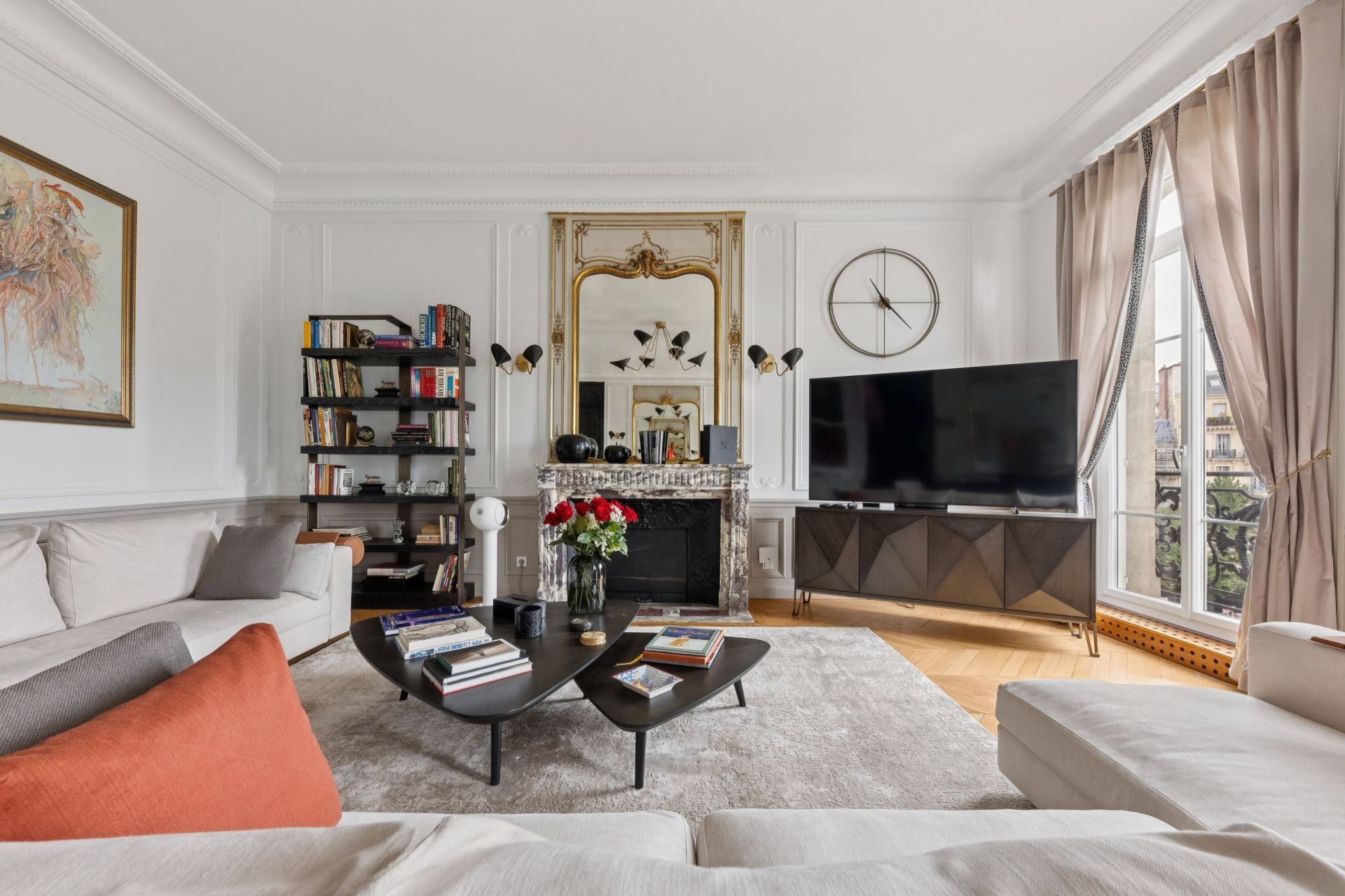 luxury apartment 7 Rooms for sale on PARIS (75016)
