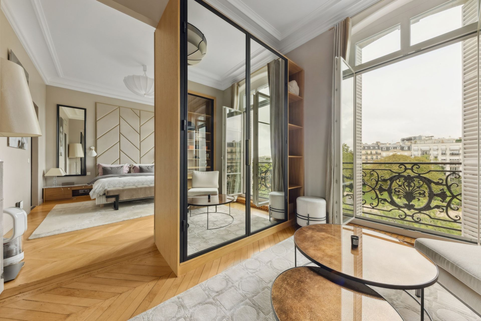 luxury apartment 7 Rooms for sale on PARIS (75016)