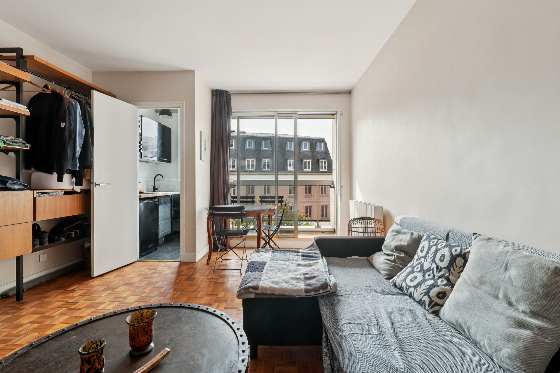 luxury apartment 1 room for sale on NEUILLY SUR SEINE (92200)