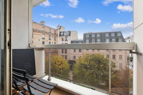 Sale Luxury apartment Neuilly-sur-Seine 1 room 33 m²