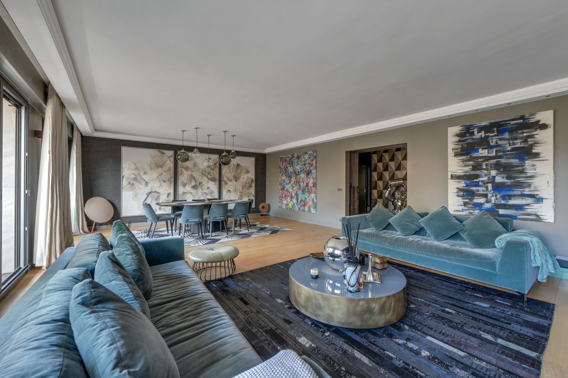 luxury apartment 5 Rooms for sale on PARIS (75016)