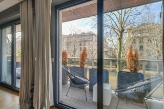 luxury apartment 5 Rooms for sale on PARIS (75016)