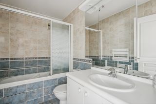 luxury apartment 6 Rooms for sale on PARIS (75020)