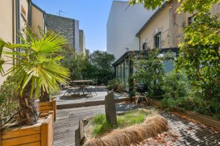 luxury house 7 Rooms for sale on LA GARENNE COLOMBES (92250)