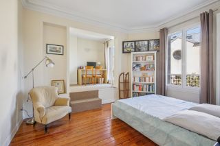 luxury house 7 Rooms for sale on LA GARENNE COLOMBES (92250)