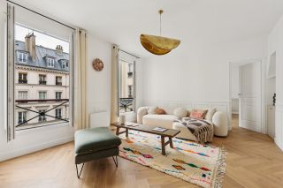 luxury apartment 5 Rooms for sale on PARIS (75009)