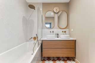 luxury apartment 5 Rooms for sale on PARIS (75009)