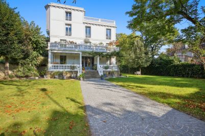 Vente Maison de luxe Le Vésinet 6&nbsp;Pièces 200&nbsp;m²