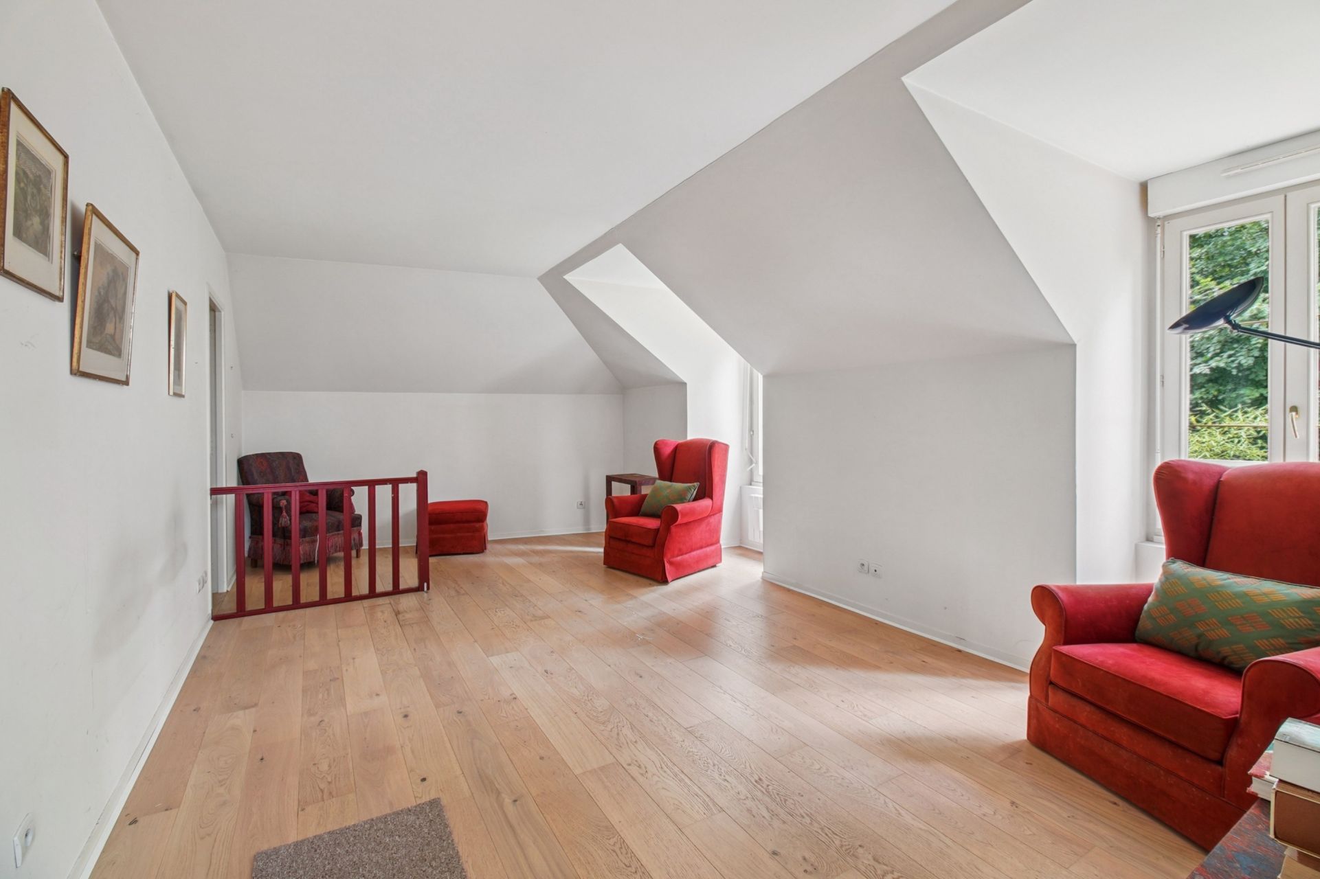 luxury house 7 Rooms for sale on MONTFORT L AMAURY (78490)