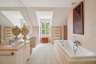 maison de luxe 7 Pièces en vente sur MONTFORT L AMAURY (78490)