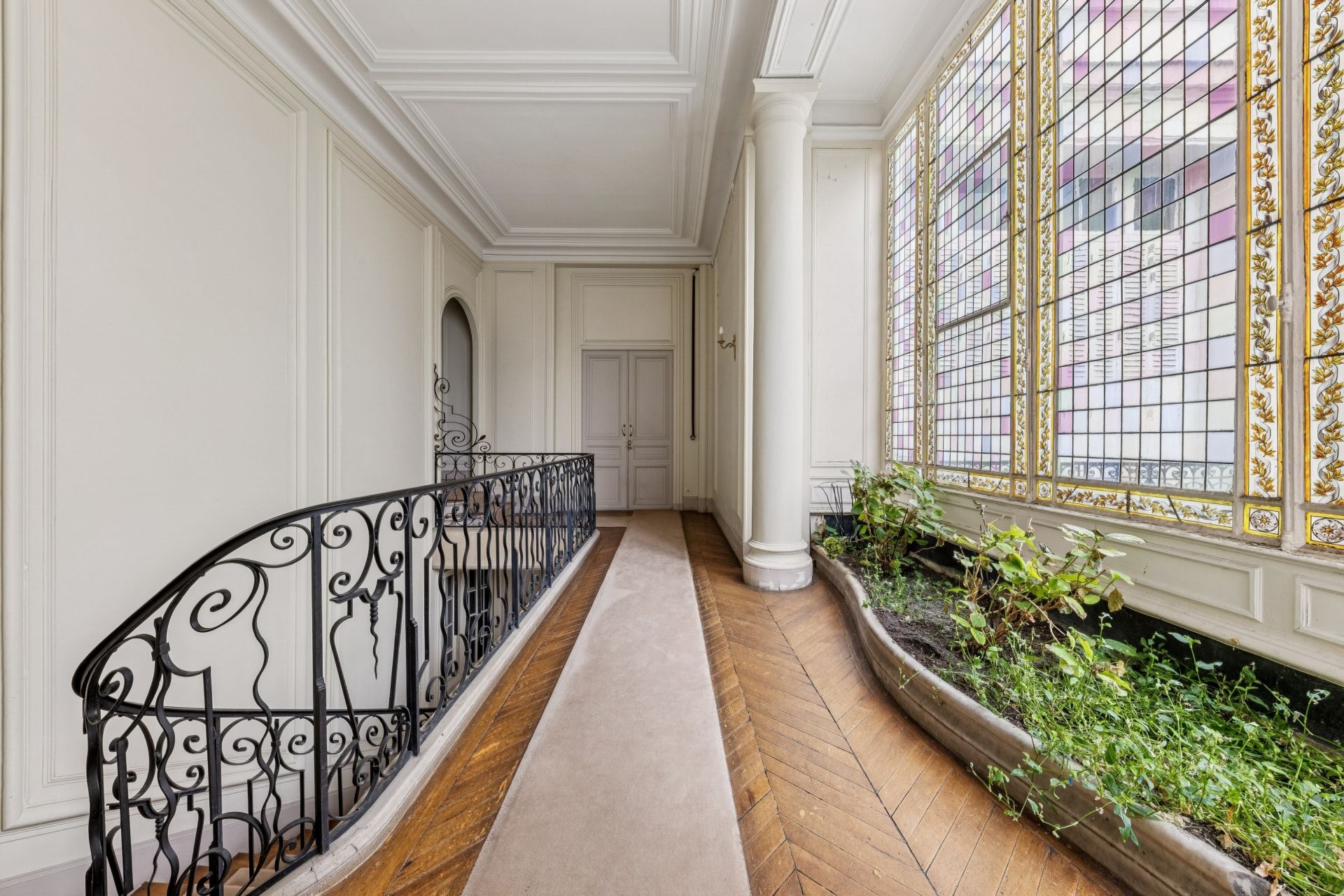 luxury apartment 5 Rooms for sale on PARIS (75008)