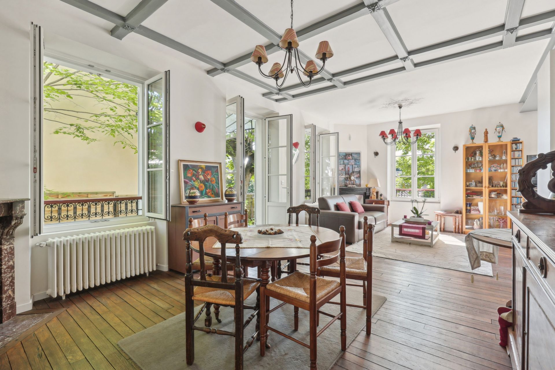 luxury house 9 Rooms for sale on SEVRES (92310)