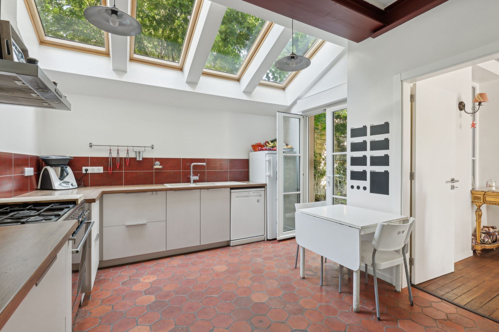 luxury house 9 Rooms for sale on SEVRES (92310)