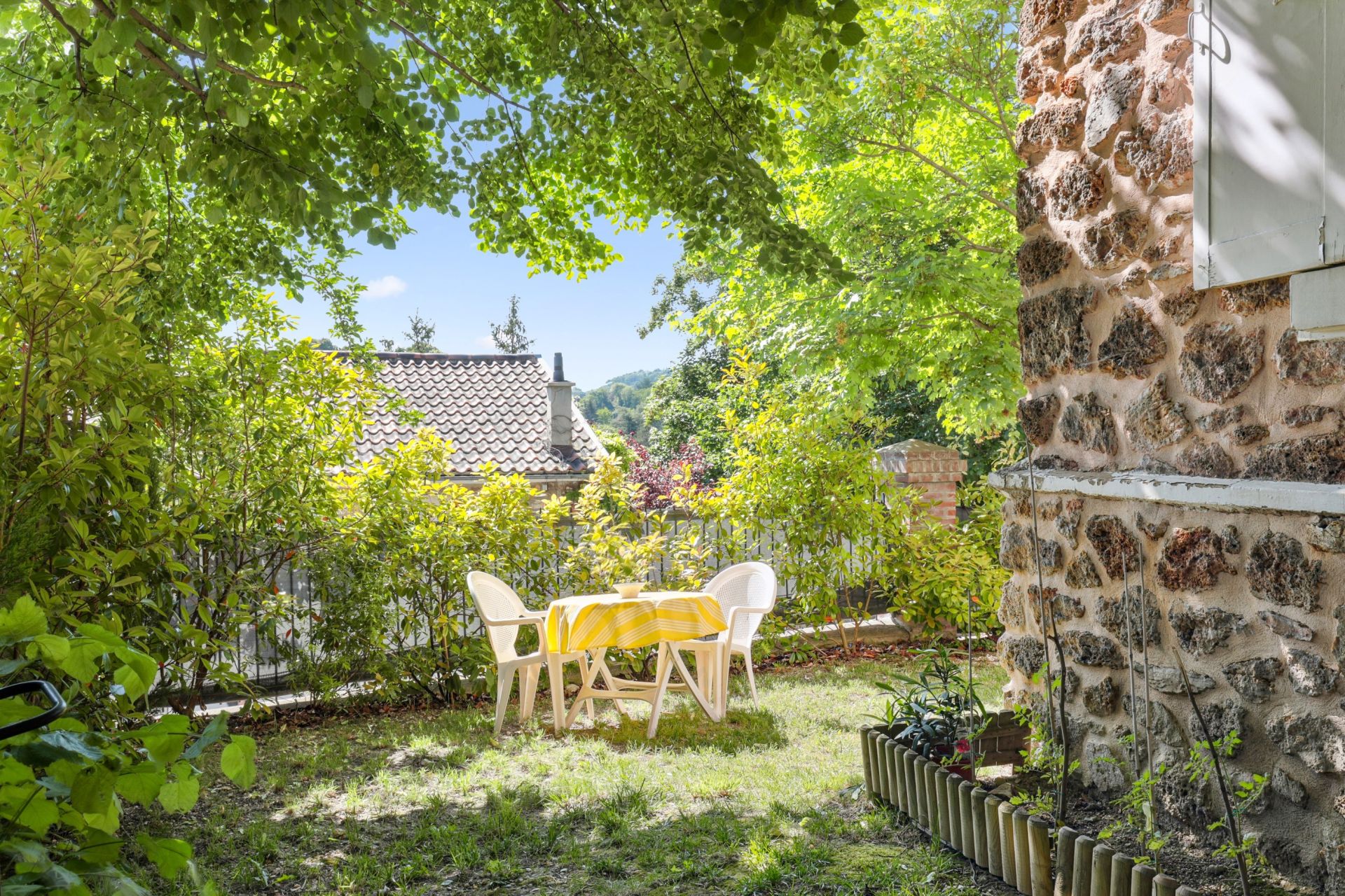luxury house 9 Rooms for sale on SEVRES (92310)