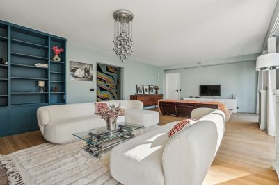 Rental Luxury apartment Neuilly-sur-Seine 6&nbsp;Rooms 161&nbsp;m²