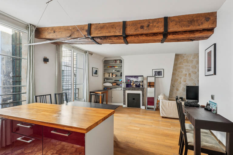 luxury apartment 2 Rooms for sale on PARIS (75006)