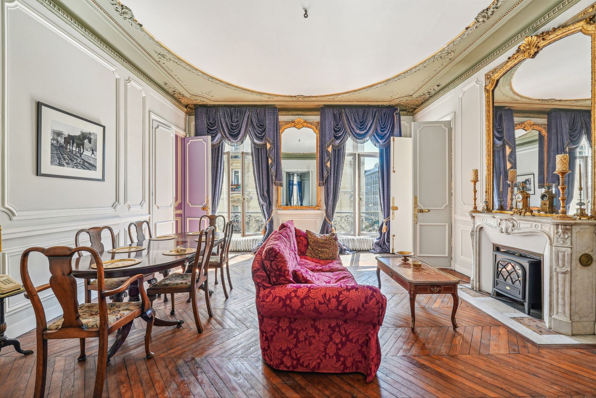 luxury apartment 5 Rooms for sale on PARIS (75008)