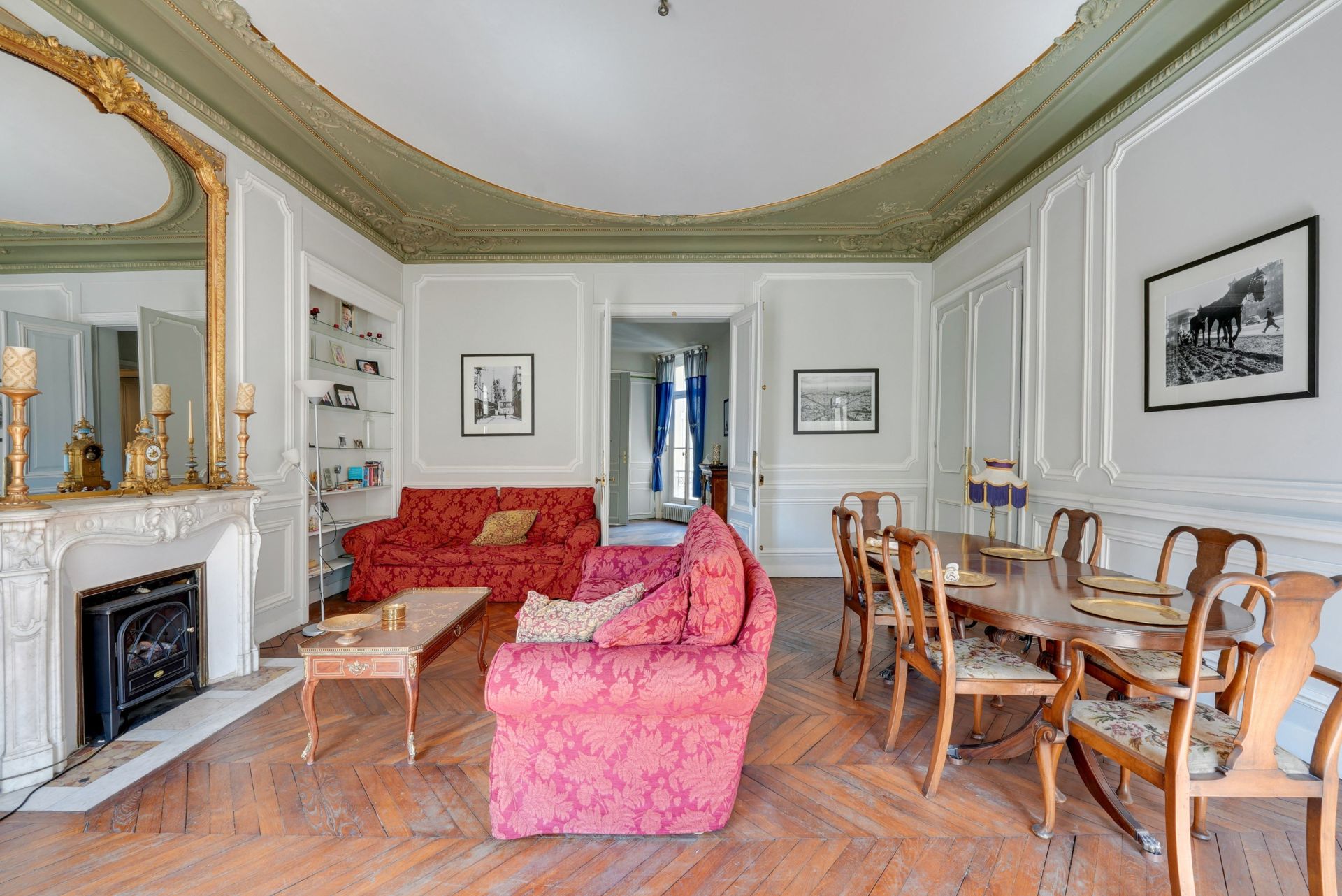 luxury apartment 5 Rooms for sale on PARIS (75008)