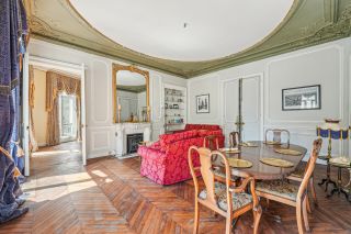 luxury apartment 5 Rooms for sale on PARIS (75008)