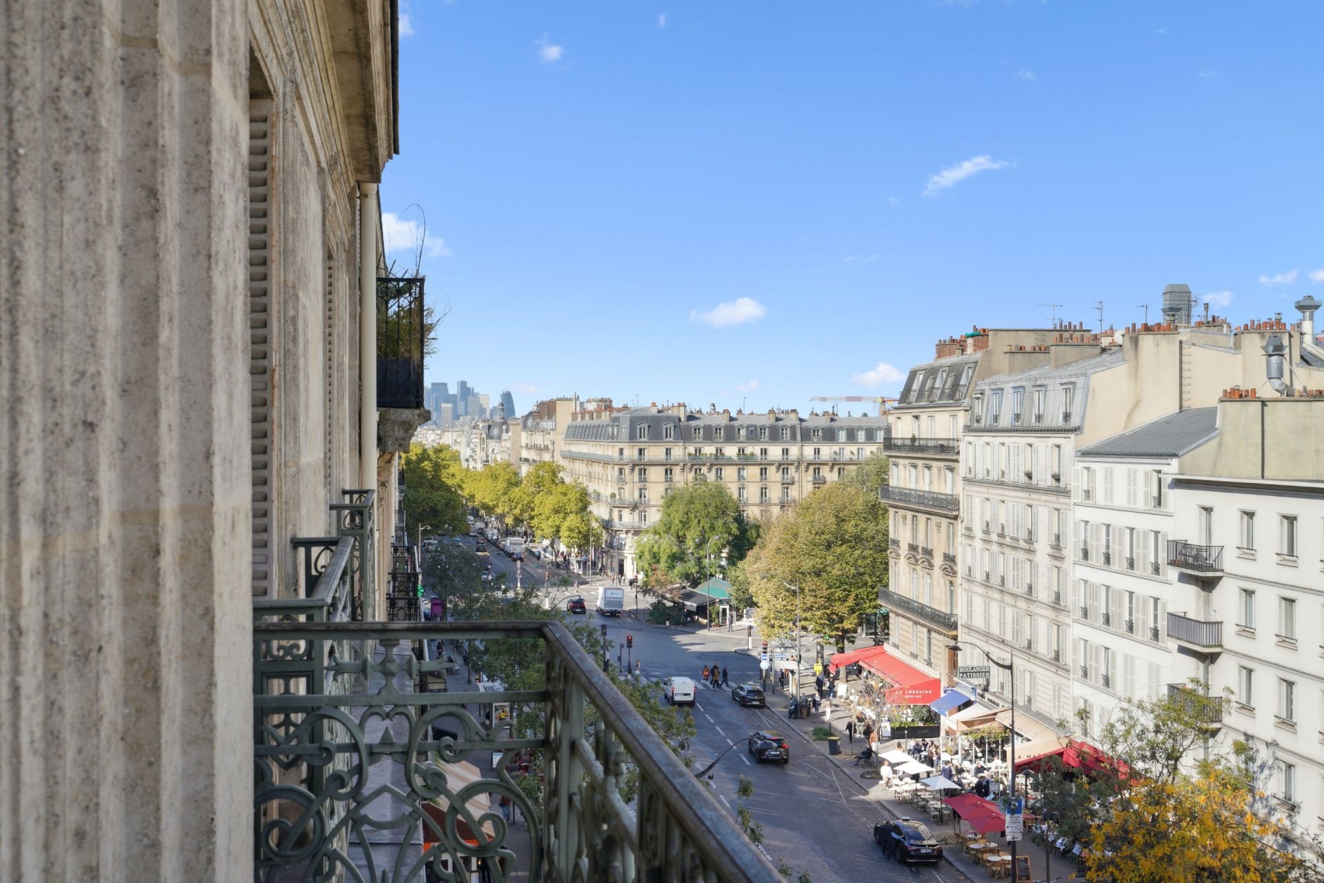 luxury apartment 5 Rooms for sale on PARIS (75008)