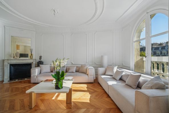 Rental Luxury apartment Paris 6 6 Rooms 146 m²