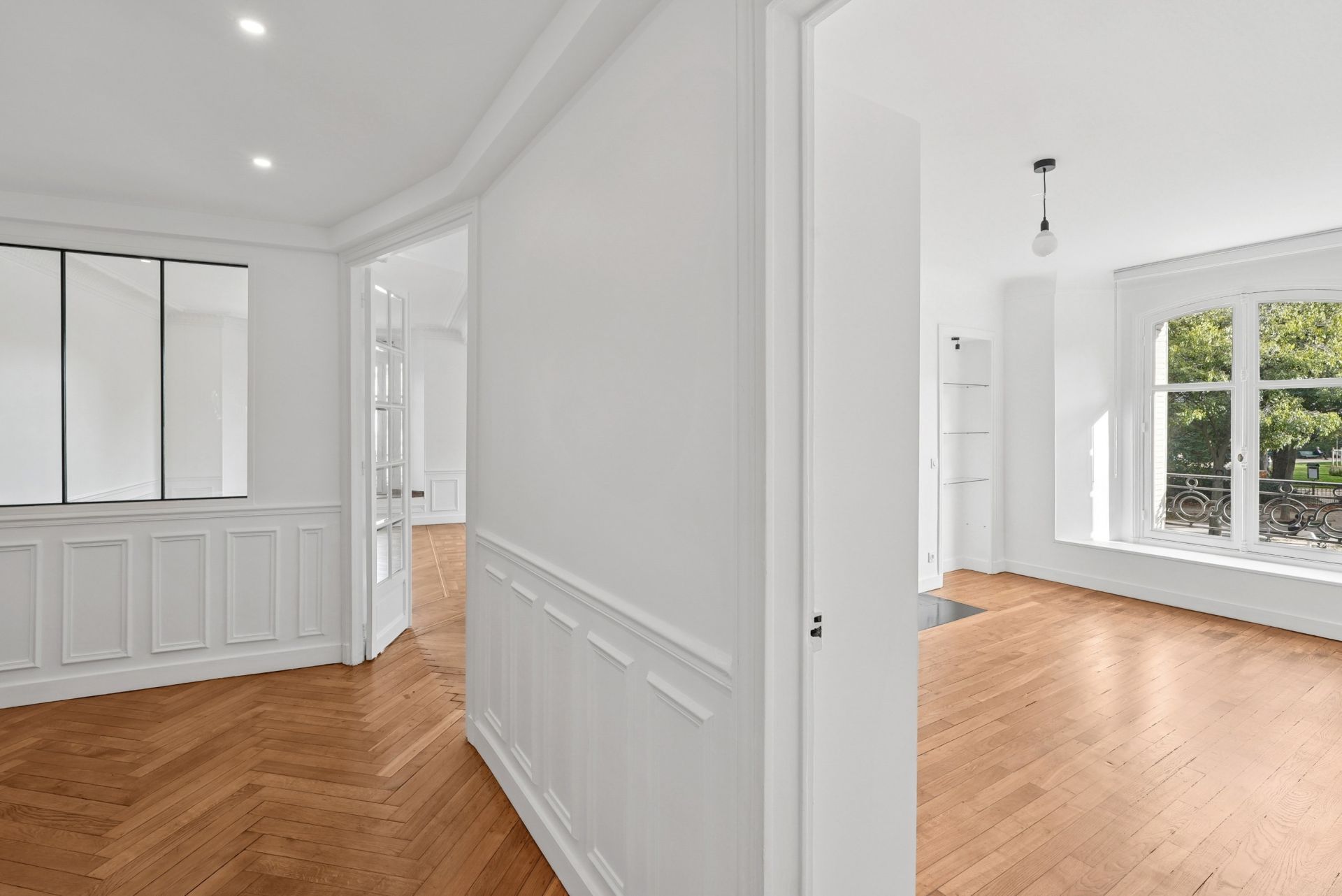 luxury apartment 4 Rooms for rent on PARIS (75007)