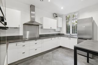 luxury apartment 4 Rooms for rent on PARIS (75007)