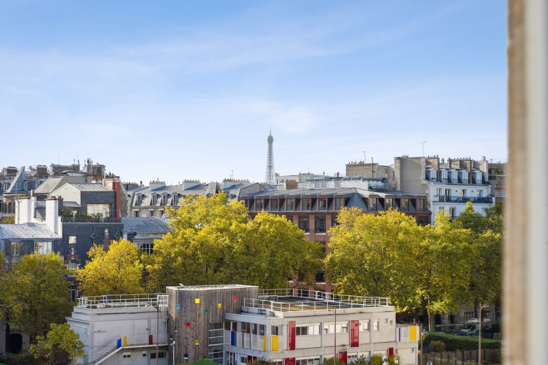 luxury apartment 5 Rooms for sale on PARIS (75017)