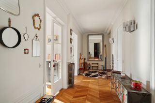 luxury apartment 5 Rooms for sale on PARIS (75017)