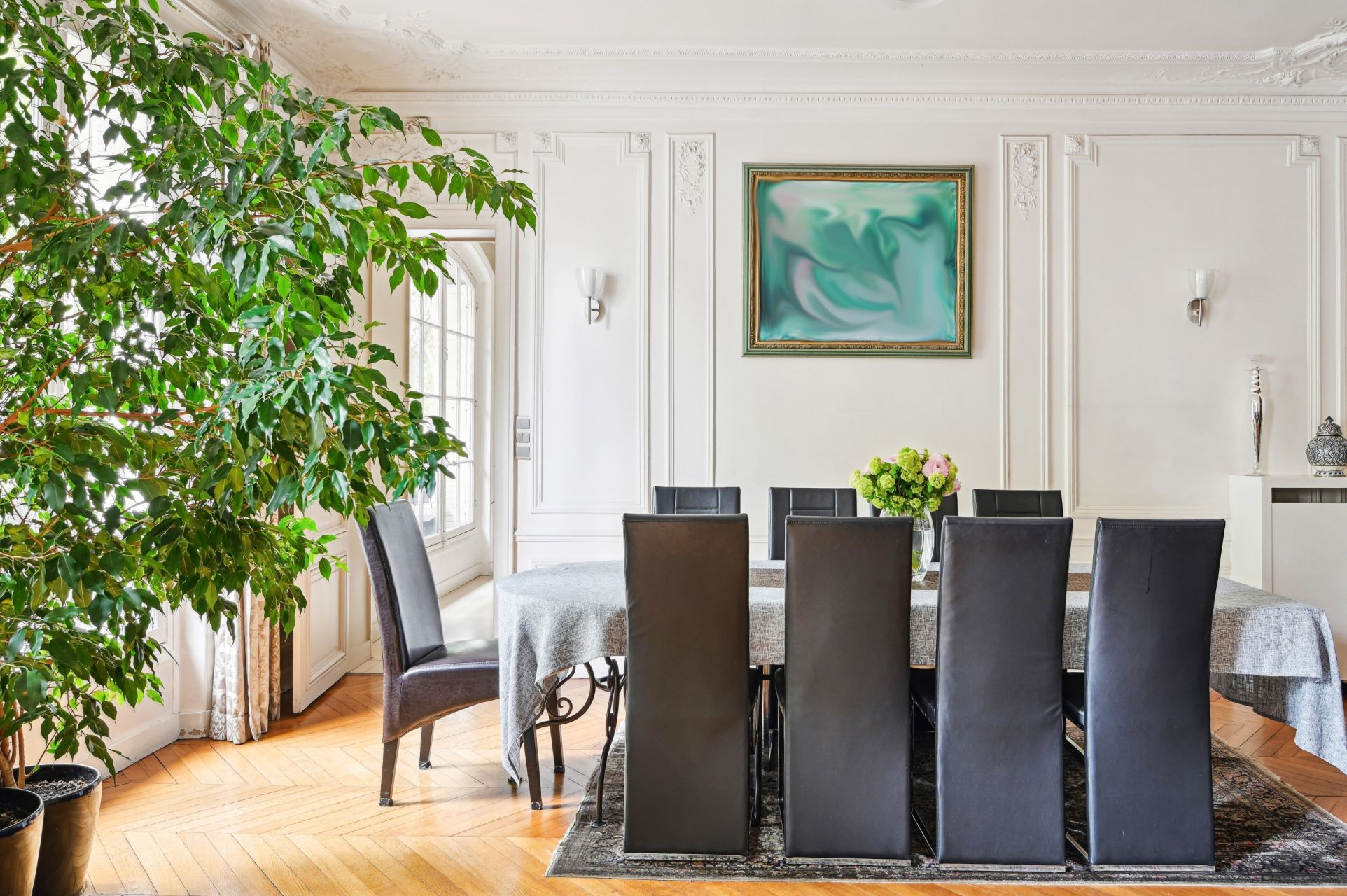 luxury apartment 8 Rooms for sale on NEUILLY SUR SEINE (92200)