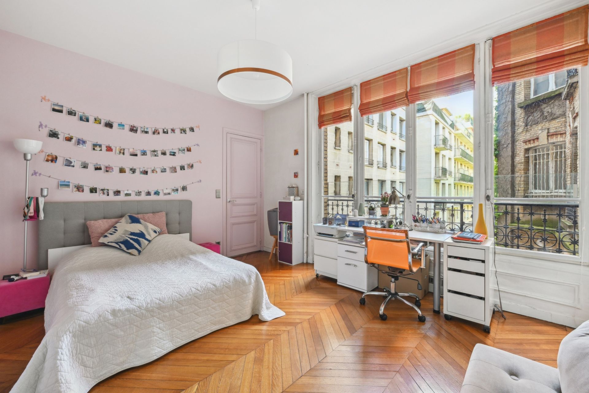 luxury apartment 8 Rooms for sale on NEUILLY SUR SEINE (92200)
