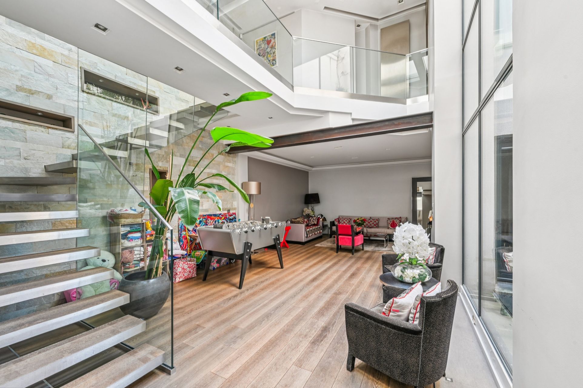 hôtel particulier 7 Pièces en vente sur PARIS (75015)