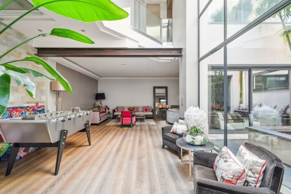 Sale Mansion (hôtel particulier) Paris 15 7 Rooms 300 m²