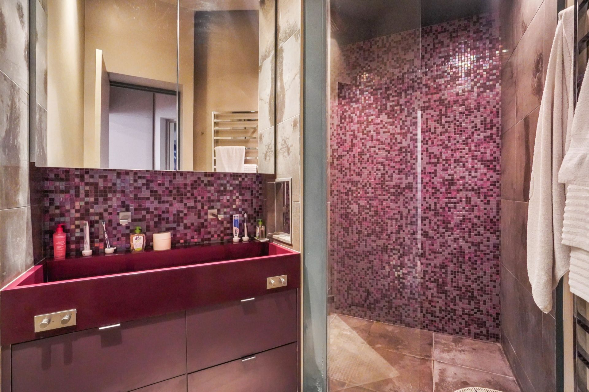 luxury apartment 4 Rooms for sale on PARIS (75016)