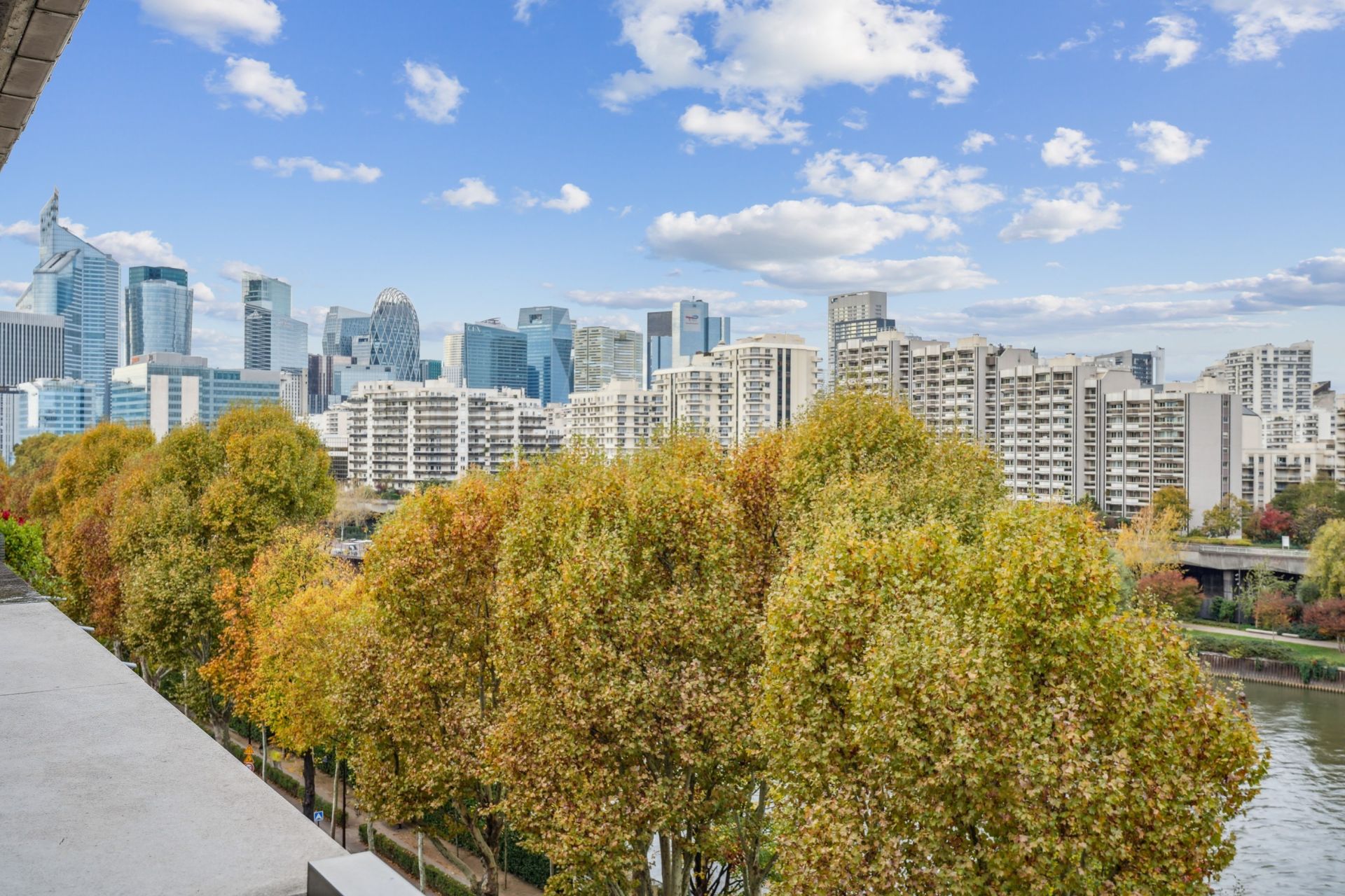 luxury apartment 3 Rooms for sale on NEUILLY SUR SEINE (92200)