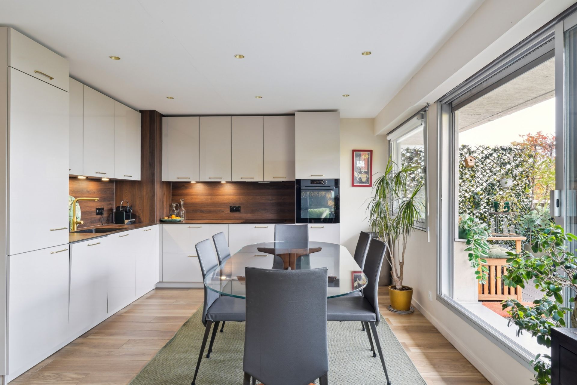 luxury apartment 3 Rooms for sale on NEUILLY SUR SEINE (92200)